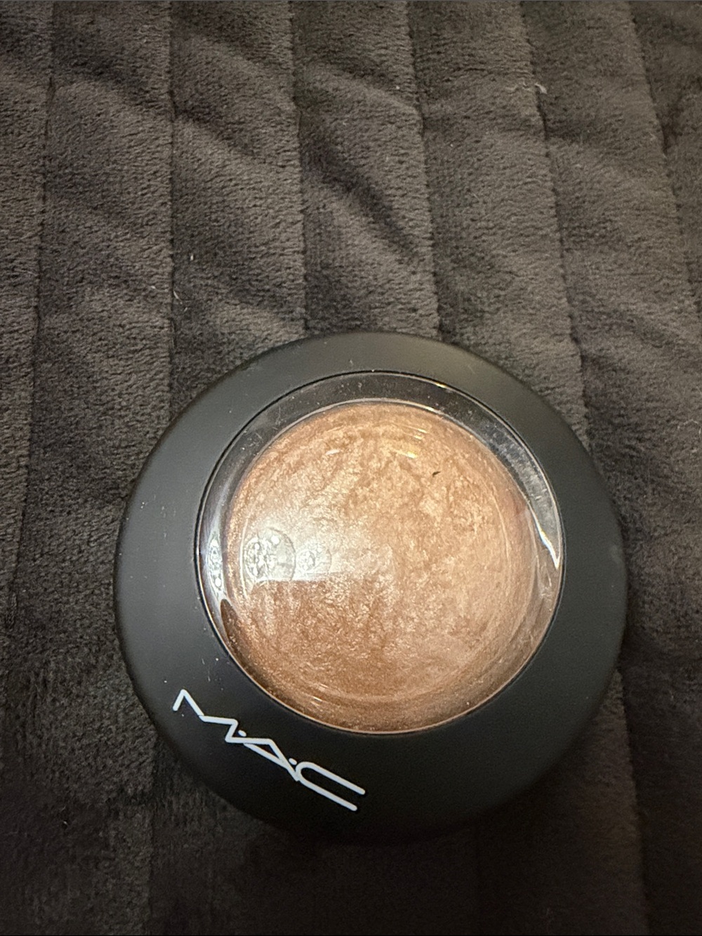 MAC Cosmetics Mineralize Skin Finish Highlighter - Champagne Bronze Glow